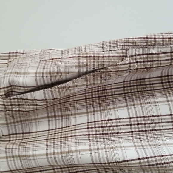 Billabong , Mens, Sz 38 Shorts, Brown, Tan and White Plaid,MAKE ME A OFFER - Picture 3 of 8